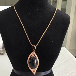 Chic Black and Gold Leaf Pendant Necklace